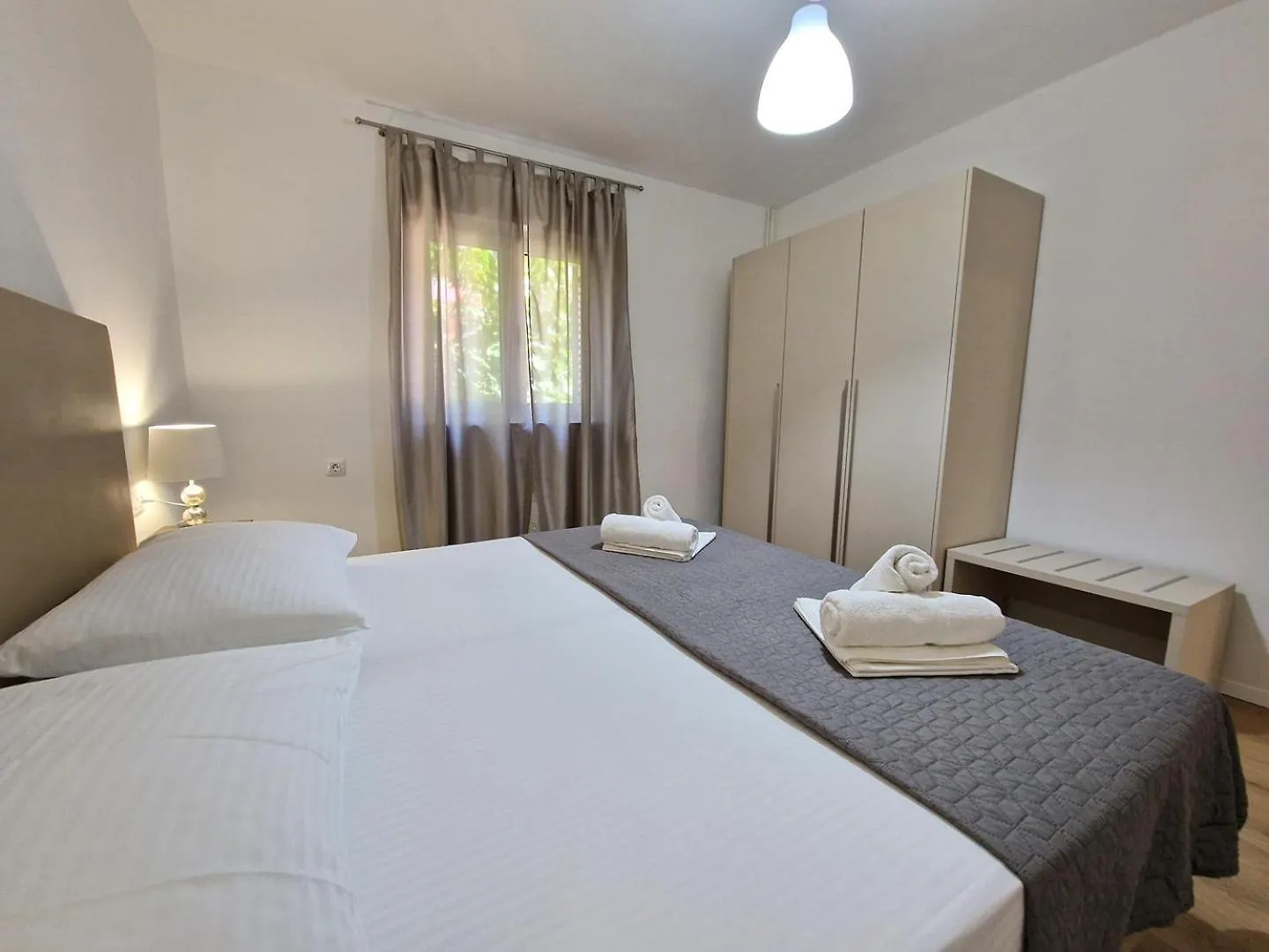 Affittacamere Sunshine Residence Baska 2