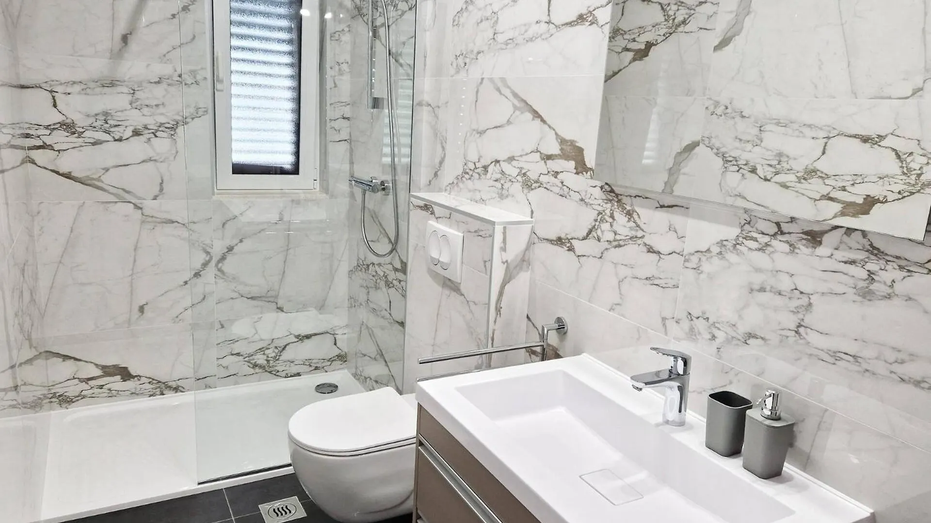 Sunshine Residence Baska 2