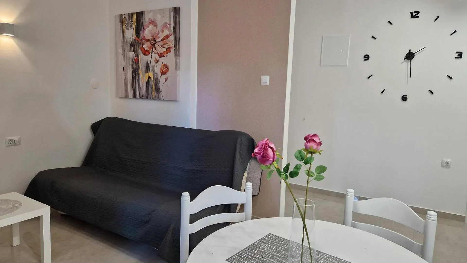 Affittacamere Sunshine Residence Baska 2