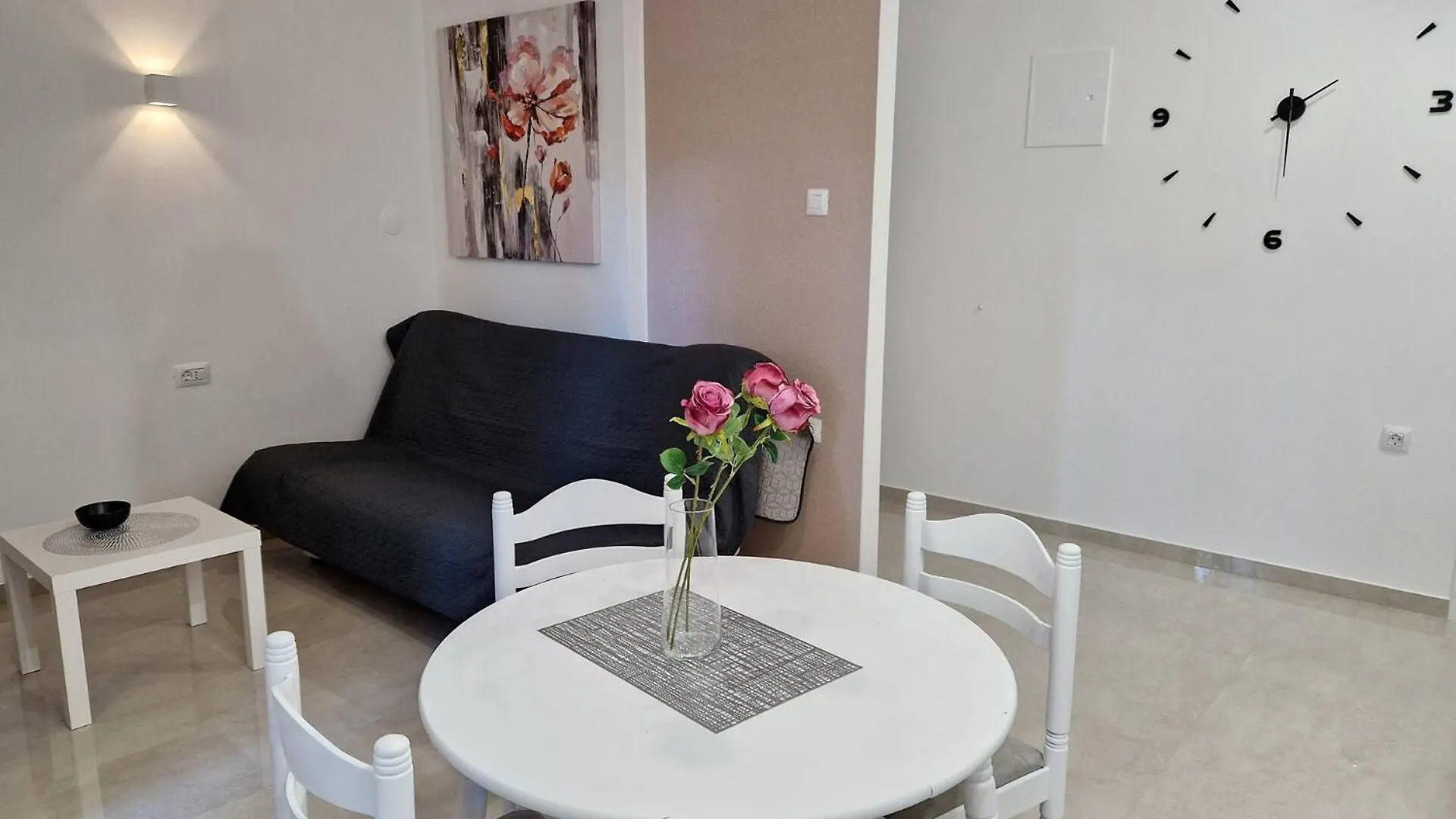 Affittacamere Sunshine Residence Baska 2