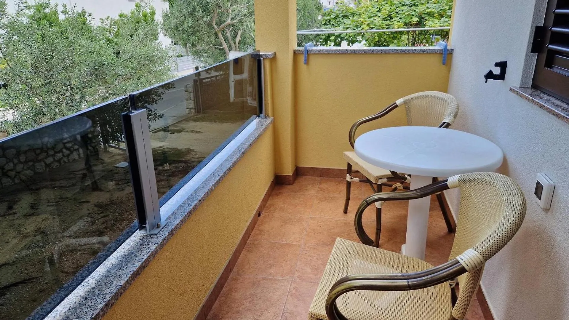 Affittacamere Sunshine Residence Baska 2
