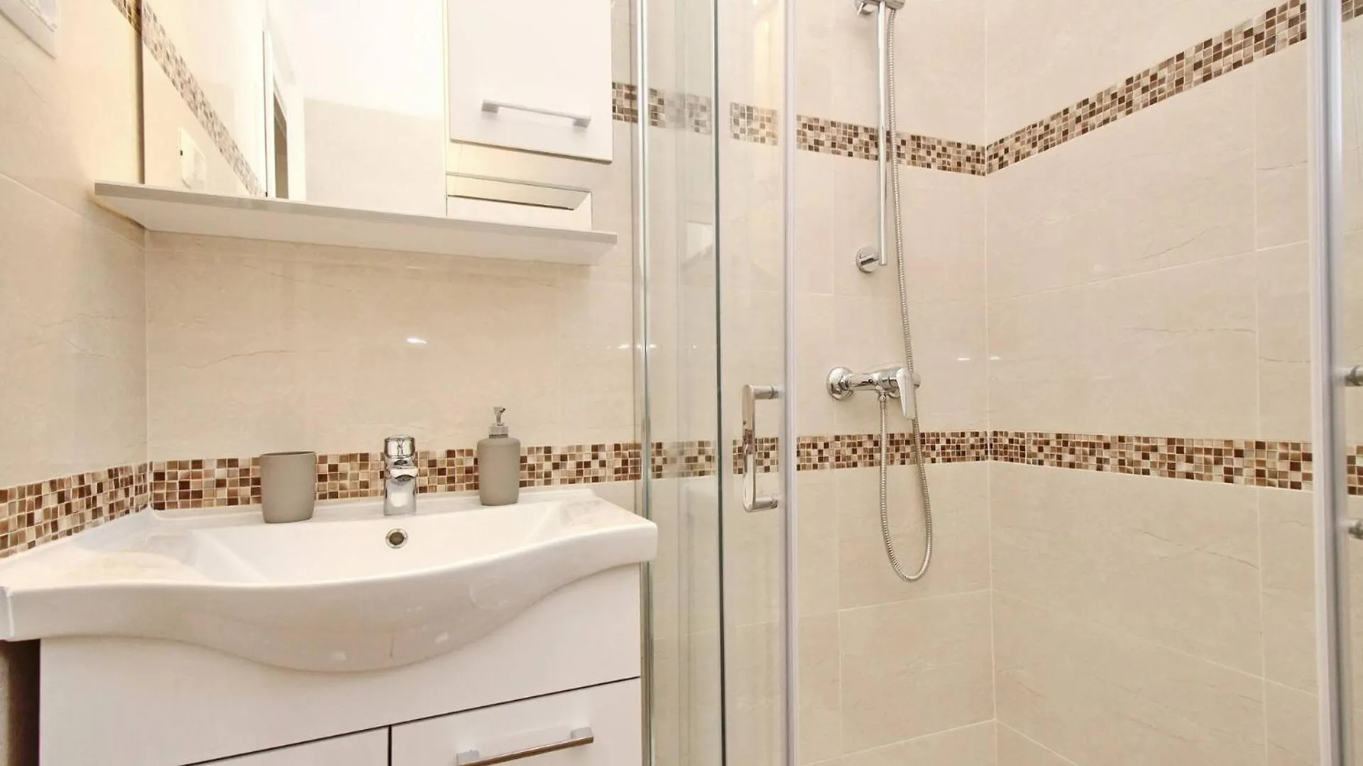 Sunshine Residence Baska 2 Affittacamere Baška